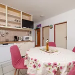 Apartments Slobodanka