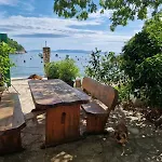 Beach House Bassi