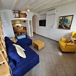 Beach House Bassi