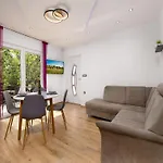 Vega Lux Apartment