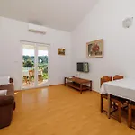 Apartments Biserka