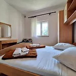 Apartments Mirko R
