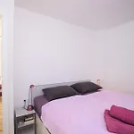 Apt Dion With Garden And Terrace, Just 200M From The Beach
