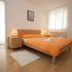 Apartment Katarina With Sea View