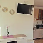 Apartment & Studio Vrdoljak