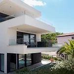 Hadrie Luxury Resort And Villas Azimut