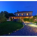 Mediterana Comfortable Holiday Residence
