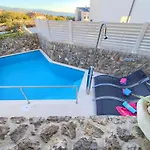 Miracle 1 Comfortable Holiday Residence