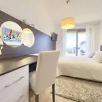 Miracle 1 Comfortable Holiday Residence