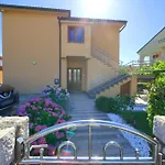 Apartment Bazina - Airconditioning, Parking, 500M From The Beach
