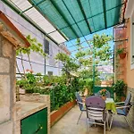 Apartment In Mali Losinj 15007