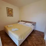 Apartments Sabina I Grapes