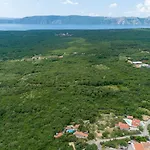 Villa Menta 1