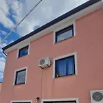 Apartments Lacic 3