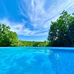 Villa Theresa