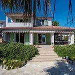 Holiday House Dolin