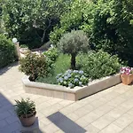 Die Appartements Glavas Mit Loggia Und Balkon Fuer 2 Personen