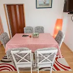 Sunny Rab Apartment With 2 Bedrooms