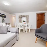 Holliday House Smokvica