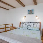 Beautiful Apartment In Stara Baska With Kitchen