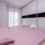 Apartment In Crikvenica 45074