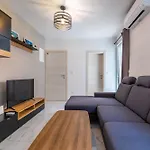 Apartment Bracol