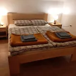 Apartman Suhi Vrh 2