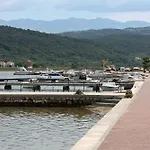 Apartments By The Sea Supetarska Draga - Donja, Rab - 23377