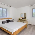 Pet Friendly Home In Severin Na Kupi With Sauna