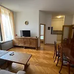 Rijeka Center II - 5 Min Walk To Everything Important