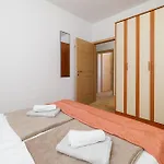 Apartments Star By The Sea