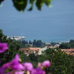 Gemuetliche Wohnung Mit Grill Und Garten