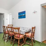 Stunning Apartment In Rab With Wifi