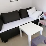 Studio Apartman Kat