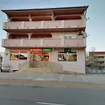 Apartments Sindi