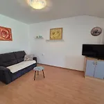 Apartments Velinka