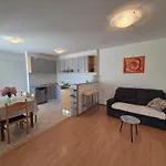 Apartments Velinka