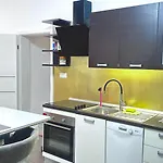 Apartment La God
