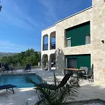 Villa Sani