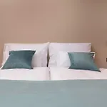 88 Trees Luxury Apartment