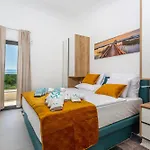 Vila Lana, 5 Sterne