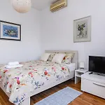Apartman Zara