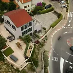 Valbay Residence