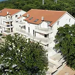 Comfortable Apartment With The View