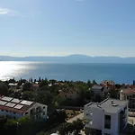 Comfortable Apartment With The View