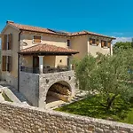 Villa Balatura