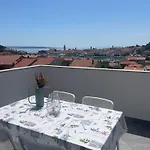 Laganini Apartman Rab