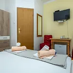 Double Bedroom In Center