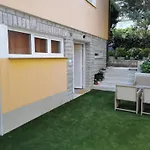 Apartment Elena