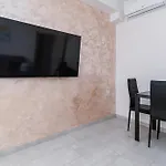 Apartment Raffaello